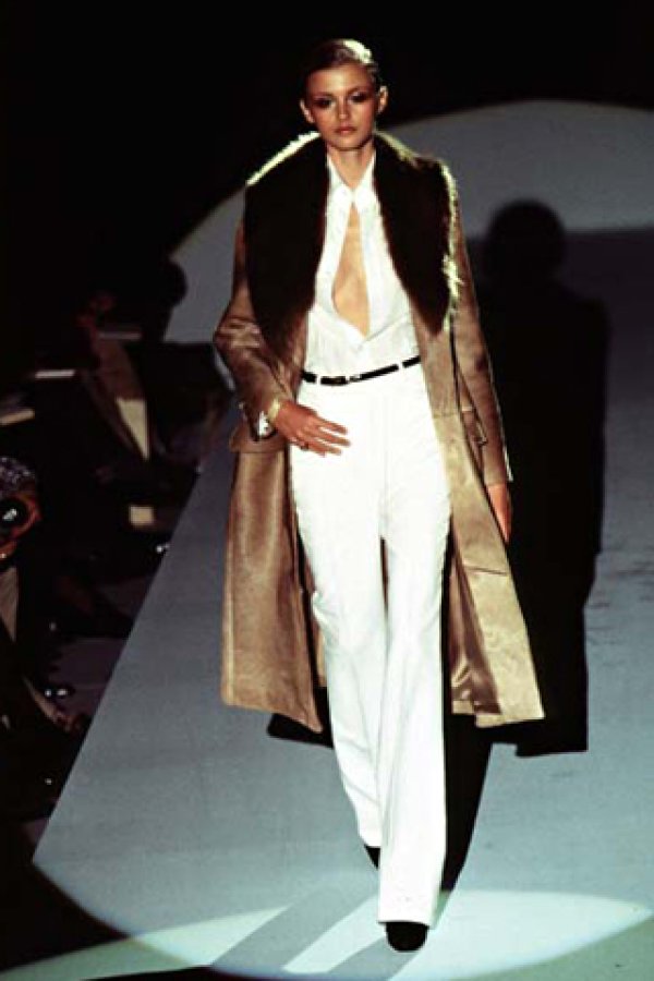 Gucci през есента на далечната 1996.
