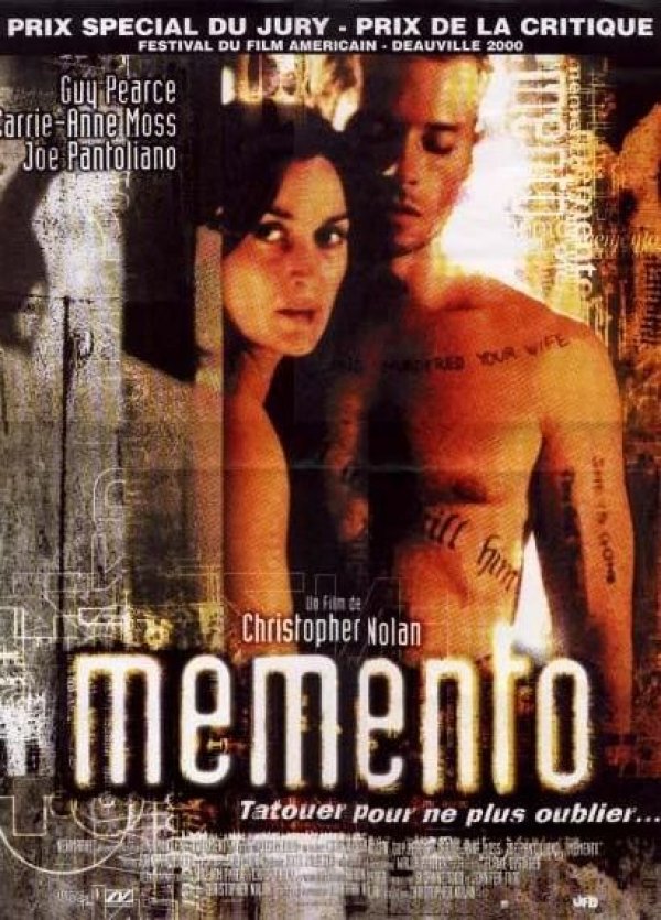 Memento (2000) "Мементо"На какво е способна човешката памет?Гай Пиърс е в ролята на мъж,