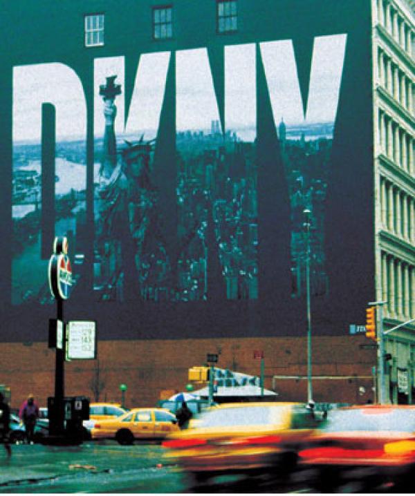 DKNY реклама в Манхатън.