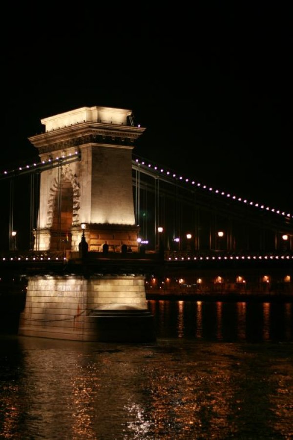 Будапеща: Верижният мост Széchenyi