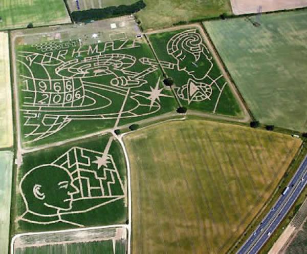 York Maze, създаден в чест на Star Trek. Намира се в Северен Йоркшир и се състои от 1,5 милиона растения.