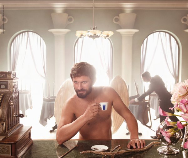 Влюбване в Италия, официалното име на 19-тия календар на Lavazza