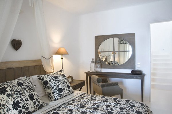 Снимка: Mina Two