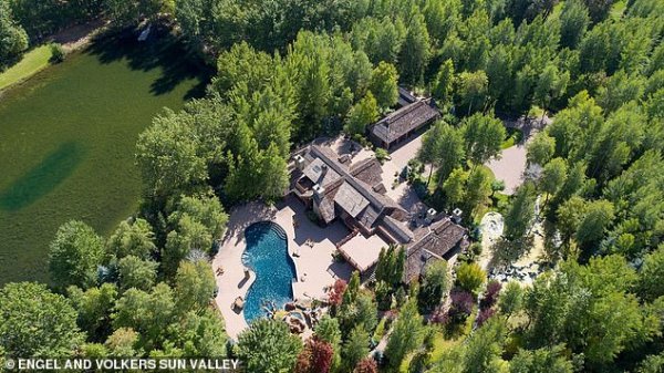 Снимка: Engel And Volkers Valley, Daily Mail