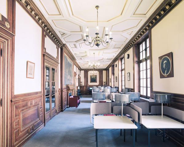 Bibliothèque Interuniversitaire de la Sorbonne - ПарижСнимка: boredpanda.com