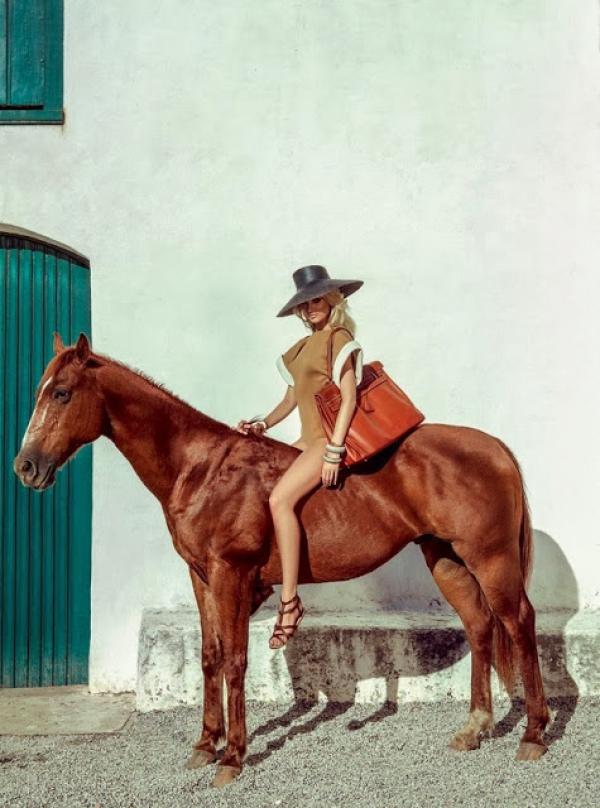 Снимка: сп. Vogue