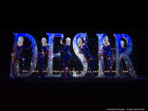Снимка: lecrazyhorseparis.com