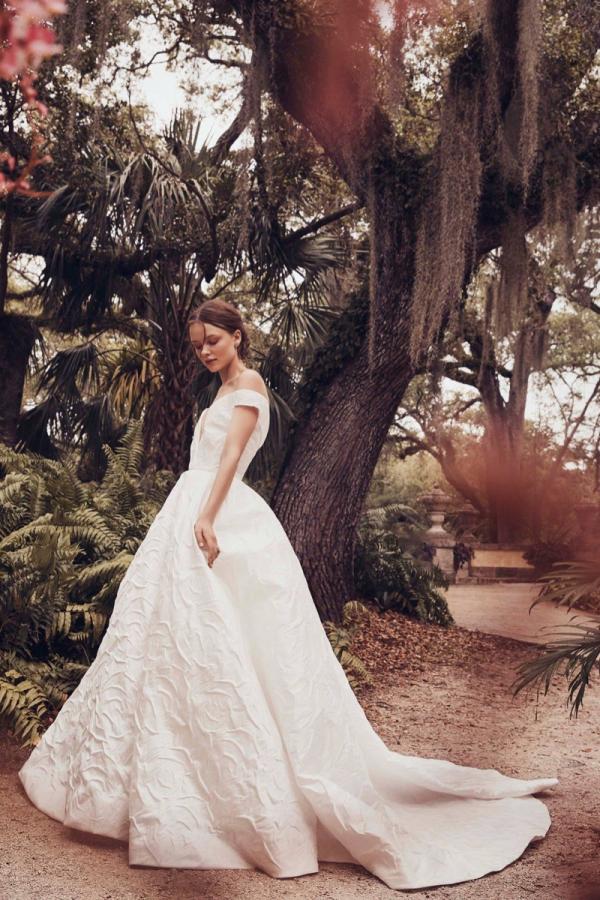 Снимка: Monique Lhuillier