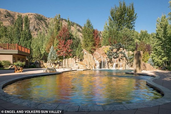 Снимка: Engel And Volkers Valley, Daily Mail