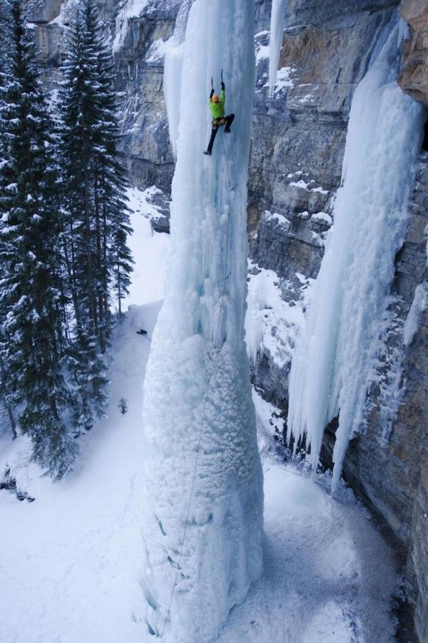 Снимка: Keith Ladzinski/Barcroft Media /Landov