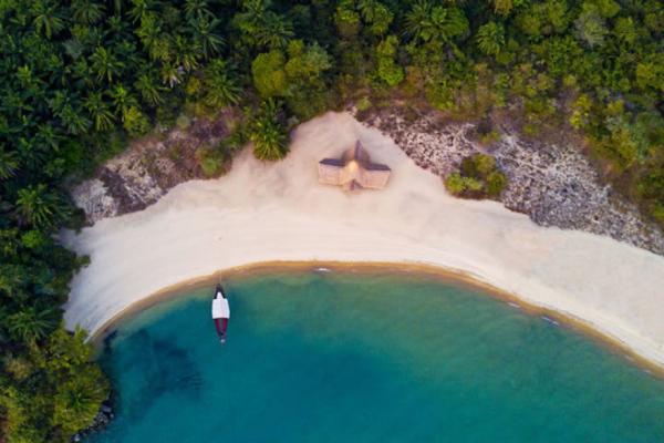 Снимка: Dronestagram