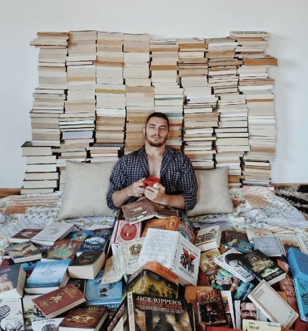 www.instagram.com/james_trevino/