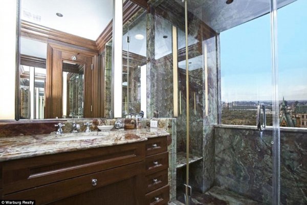 Снимка: Warburg Realty