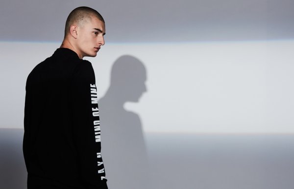 Снимка: zaynmalikstore