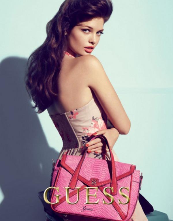Снимка: Guess by Marciano