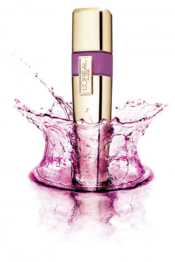 Гланц за устни Shine Caresse на L'Oreal Paris (18.80 лв.)