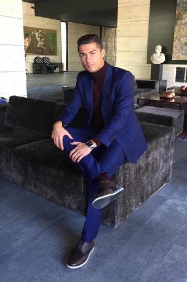 Снимка; CR7 Footwear