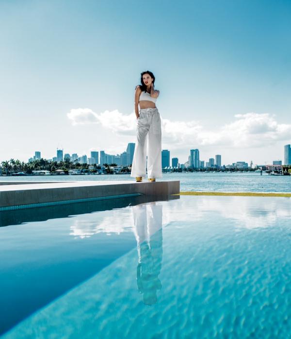 Снимка: fashiongonerogue.com