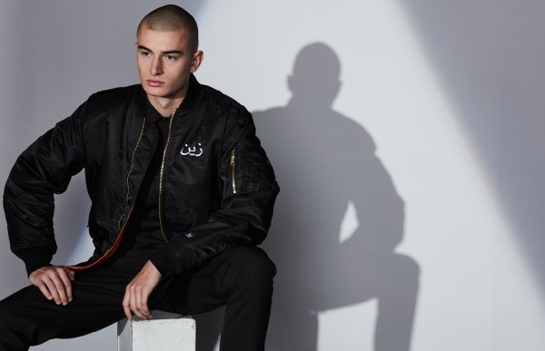 Снимка: zaynmalikstore
