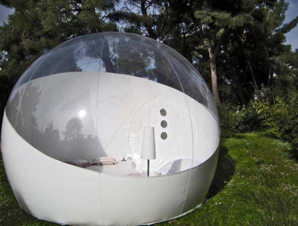 Снимка: Crystal Bubble Portable Home