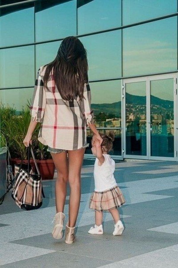 Снимка: Pinterest Николета Лозанова  и Никол