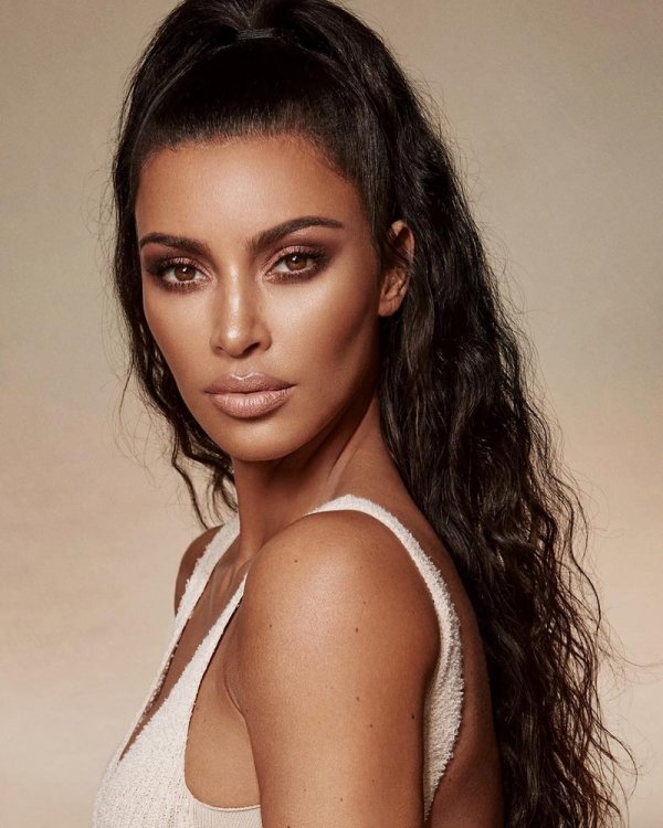 Снимка: KKW Beauty