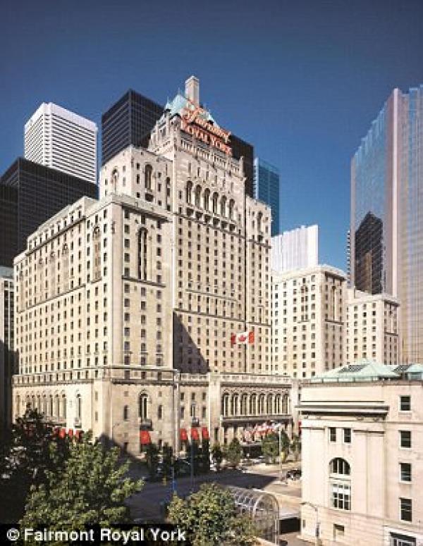 Снимка:Fairmont Royal York, Daily Mail
