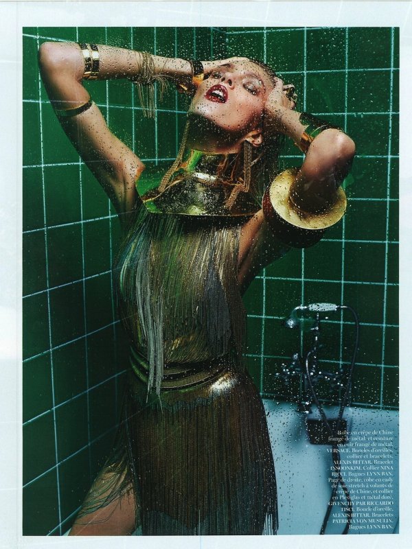 Снимка: сп. VOGUE