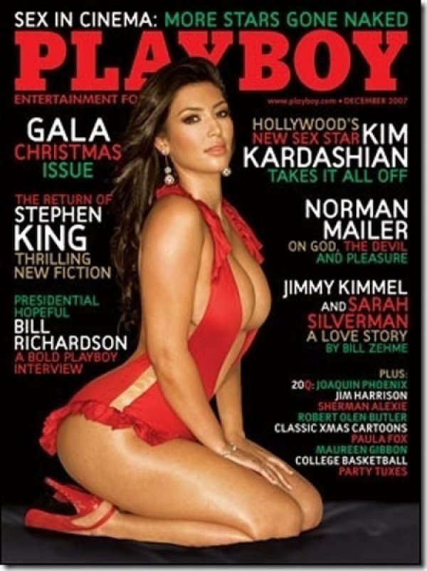 Снимка; PlayboyКим Кардашян популяризира риалити шоуто си "Keeping Up With the Kardashians", като позира още в първия му сезон за Playboy.