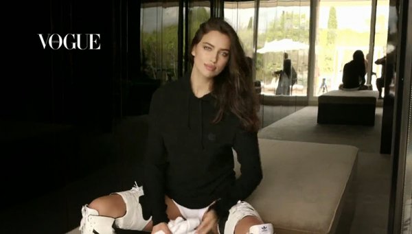 Снимка: сп.  Vogue