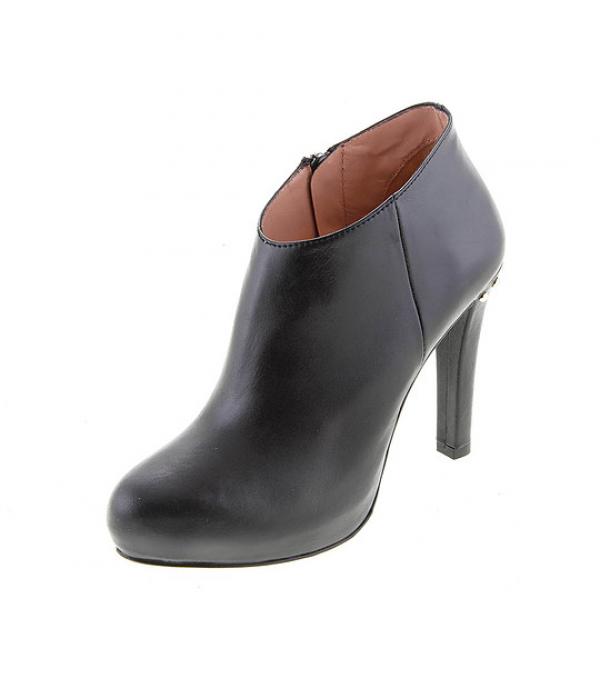 Sienna – 490 намалена на 147.17 леваСнимка: FashionSupreme.bg