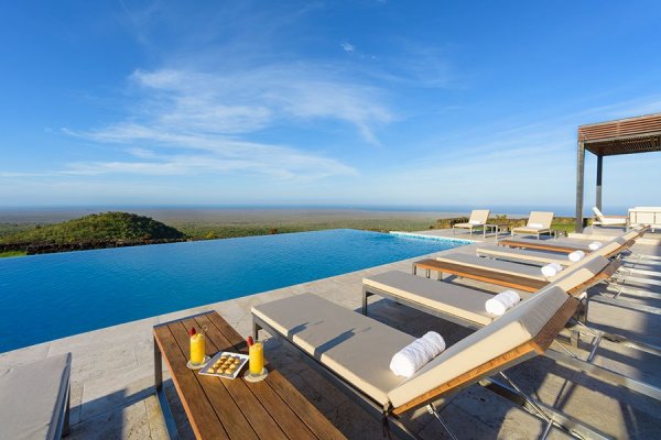 "Pikaia Lodge" на остров Санта Крус в Галапагос; Снимка: architecturaldigest.com