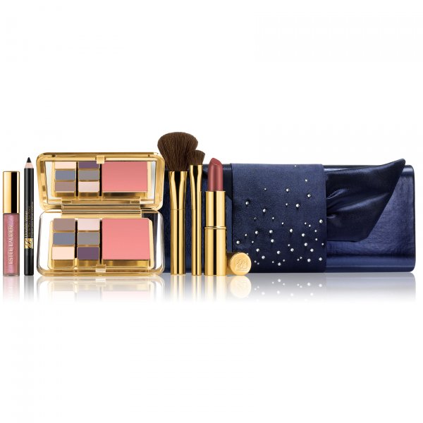 Michael Kors Makeup Set 132 лв.Вечерна дамска чантичка Michael Korsпалитра със сенки и ружчервилогланц за устнимолив за очи и четки за грим
