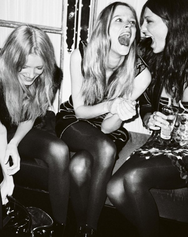 Снимка: сп. Love, Mario Testino