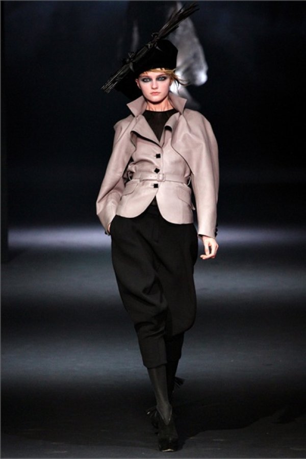 Снимка: John Galliano