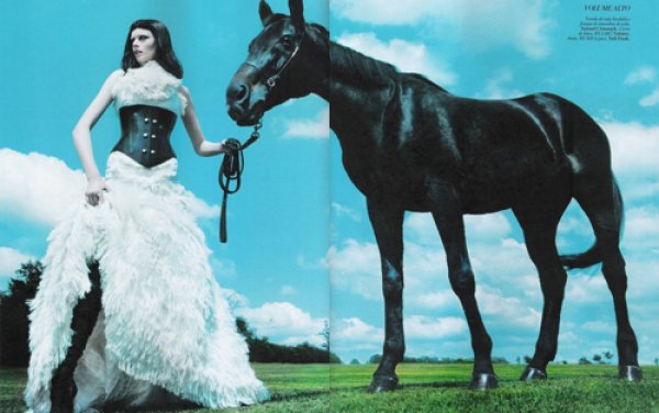 Снимка: сп. Harper's Bazaar