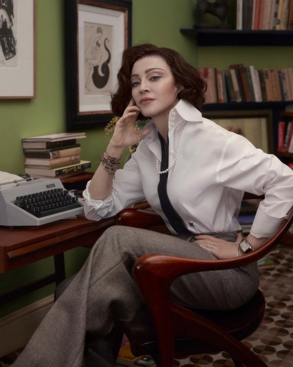 Списание "Vogue"