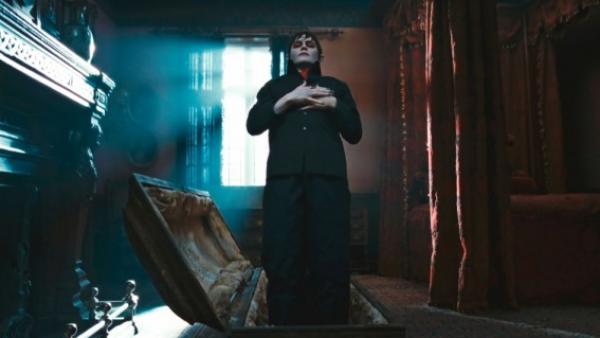 Снимка:outnow.ch: Dark Shadows