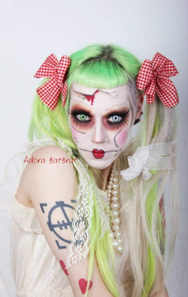 Снимка: Adora BatBrat (official)
