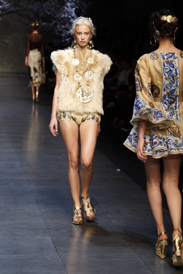 Снимка: Dolce & Gabbana Spring Summer 2014 Collection