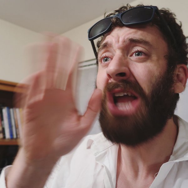 Източник: www.facebook.com/senanbyrnevideo/