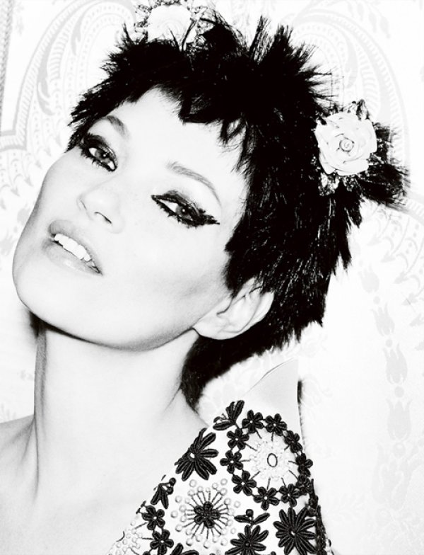 Снимка: сп. Love, Mario Testino