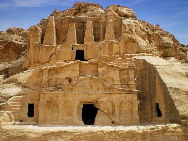 Снимка: travel-2tourist-tips.blogspot.