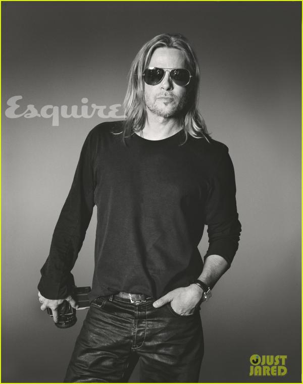 Снимка: сп.Esquire