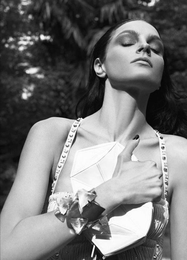 Снимка: сп. Vogue Hellas