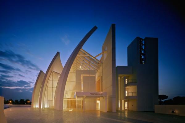 Църква в Рим; Снимка: architecturaldigest.com