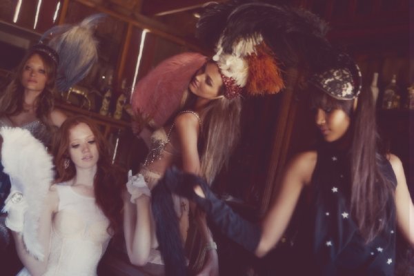 Снимка: Wildfox