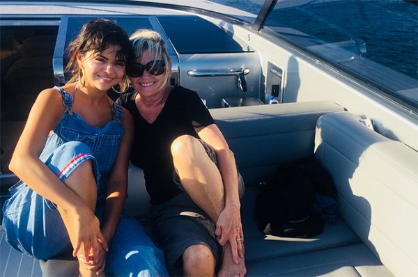 SelenaGomez/Instagram