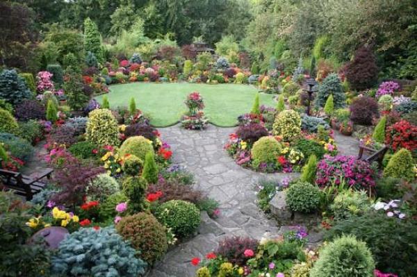 Снимка: Four Seasons Garden