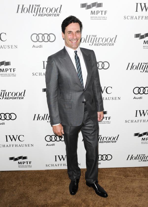 Джон ХамАктьорът от „Mad Men” Джон Хам има опит в порно индустрията. Уви, той не е бил от актьорите, които се потят пред камерата, а нещо като момче за всичко. Той е местел мебели около главните действащи лица.„Сигурен съм, че има още по ужасни дневни работи, но беше адски депресиращо“, издава Хам за онези времена.Снимка: Reuters
